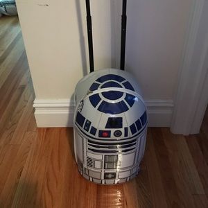 r2d2 luggage
